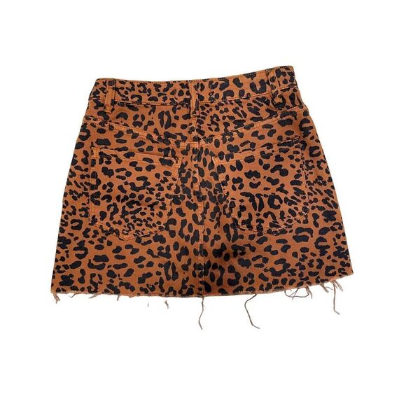 Free People We The Free leopard Print Zip it up Denim mini skirt size 24 - Picture 7 of 10